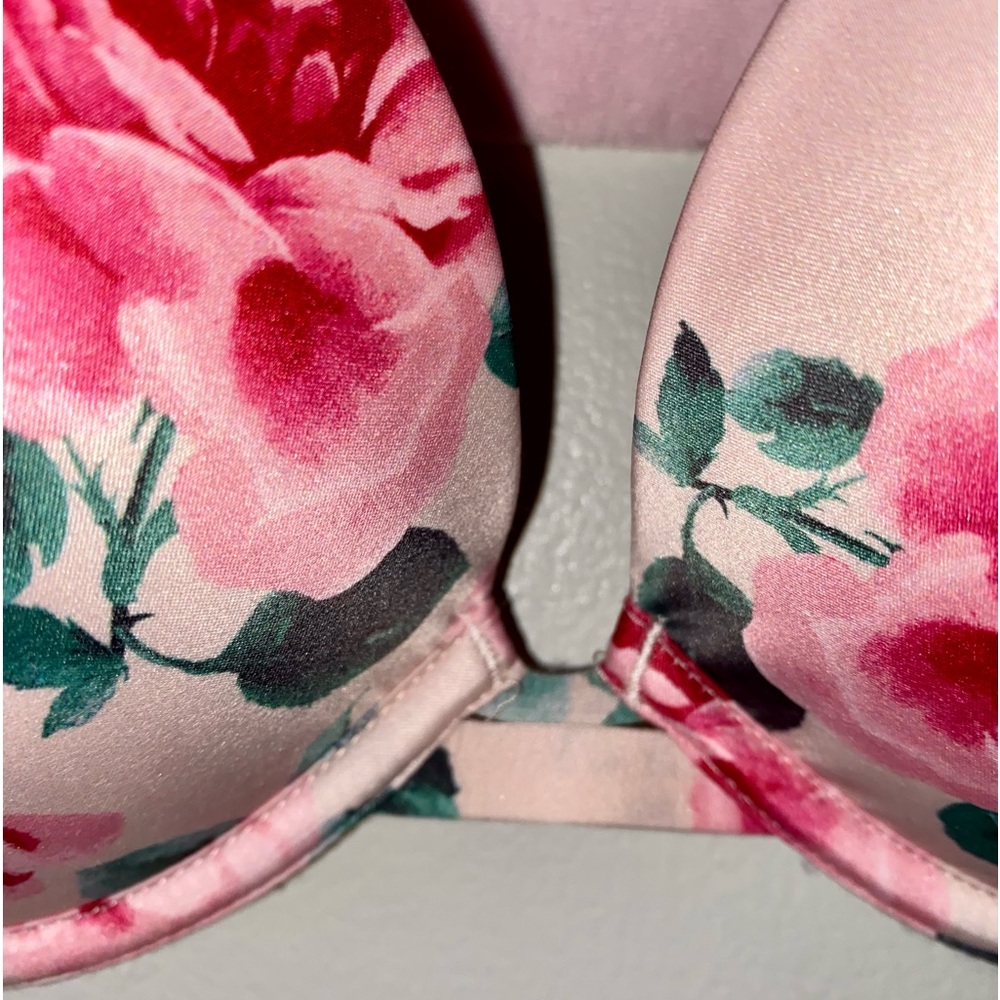 Like NEW Victoria Secret Very Sexy Rose Print Glitter straps, Push-Up Bra 32D - Picture 2 of 10